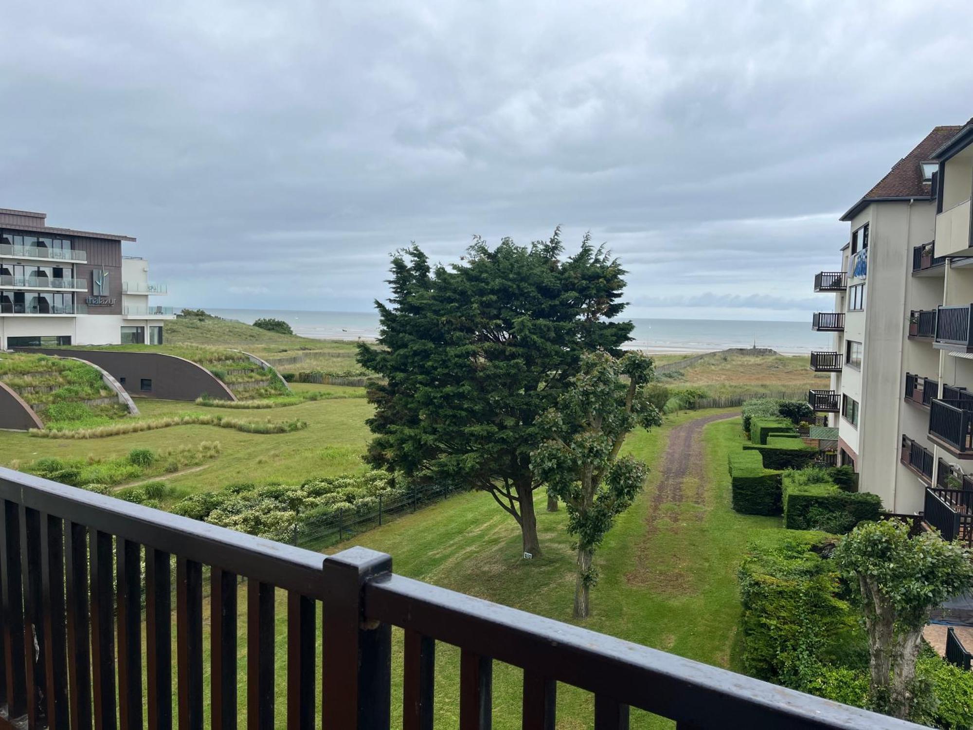 La Parenthese Cabourgeaise Apartment Exterior foto